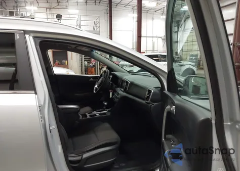 2018 Kia Sportage Lx from USA, damaged, VIN KNDPMCAC8J7431918